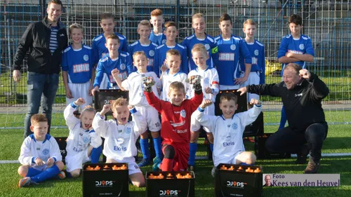 2017 10 16 veensche boys djops bidons 14 10 team
