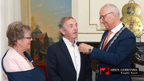 2018 04 14 lintjesregen de heer a van de bor 1