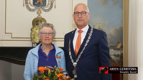 2018 04 14 lintjesregen mevrouw jb oudejans blc3bcm