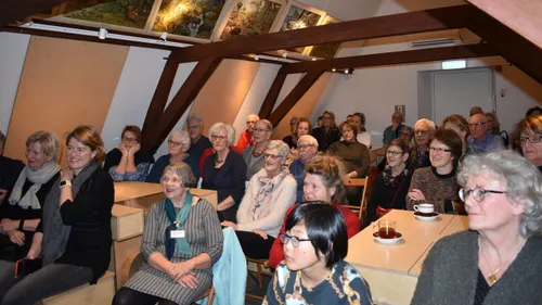 2018 11 03 veel belangstelling voor de activiteiten van stichting oud nijkerk die in 2018 50 jaar bestaat