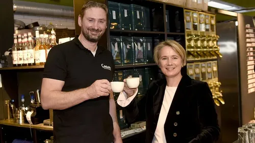 2018 11 19 wethouder broekman en jacco van de bor van coava