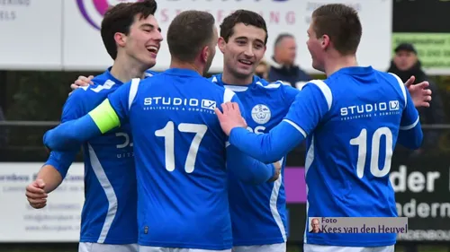 2018 11 24 veensche boys ijfc 24 11 bas tom nico