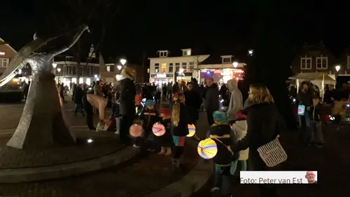 2018 11 30 lampionnenoptocht sint 1