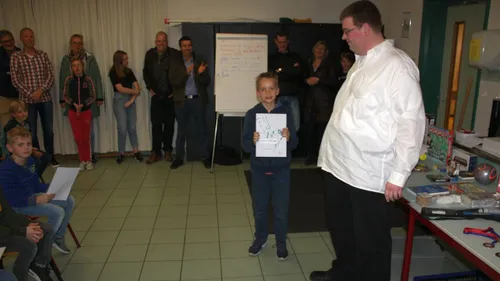 2019 04 13 diederik de vreugd foutloos bij zijn schaakexamen