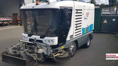 2019 09 17 nieuwe veegmachine 1