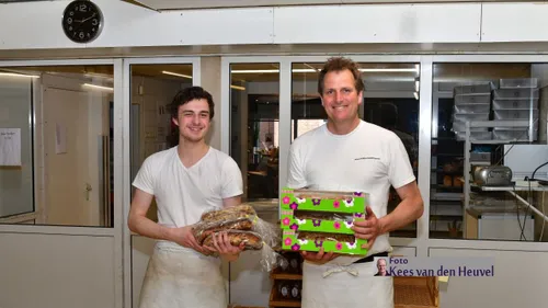 2020 04 08 montfrans paasbroden