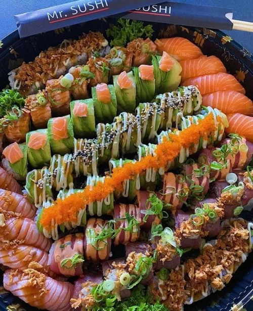 2020 11 11 mr sushi funny dinner box