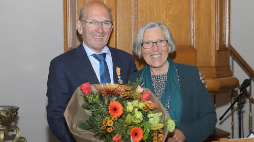 2021 04 26 lintjesregen jan pleizier4 hoevelaken