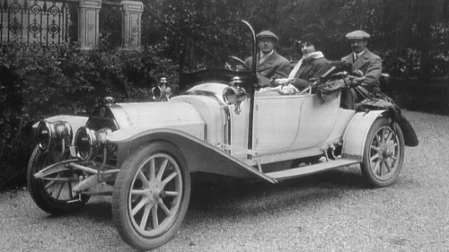 2021 09 20 jonker jan in zijn fn fabrique nationale nini en broer maurits achterin