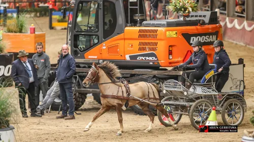 2021 11 04 kika menindoor 16