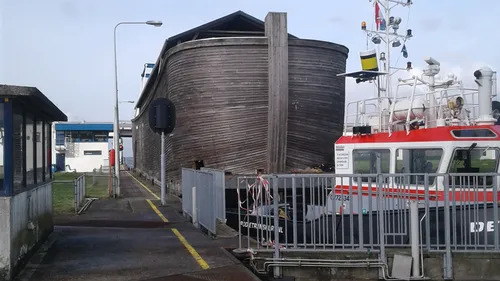 2022 04 08 ark van noach