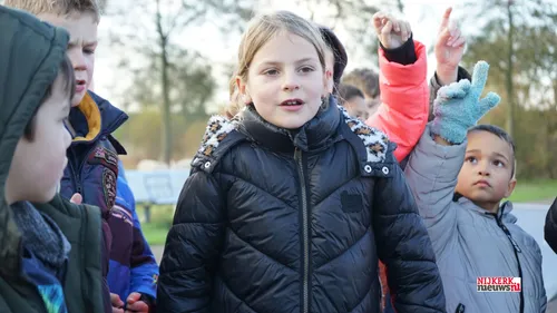 2022 11 25 rschapen uitzwaaien 11