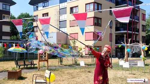 2023 06 19 de pol beweegtuin 7