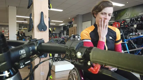 breedbeeld00 15 24 12still189