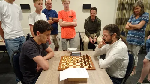 Heinekamp l, Veldhuizen r