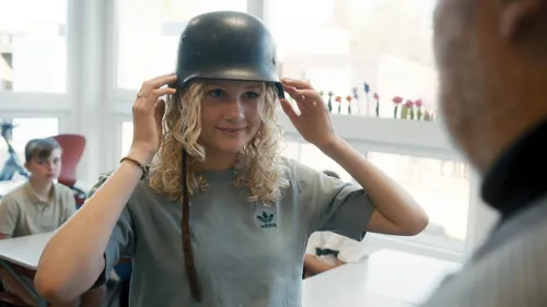 2025 05 02 oorlogsdocu olaf setfoto 1