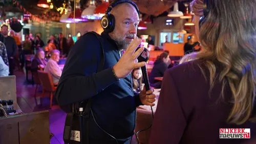 2025-12-03 stembus top2000 vuurtoren-09