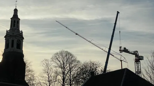 2025-12-04 bouwkraan wonen bij de toren