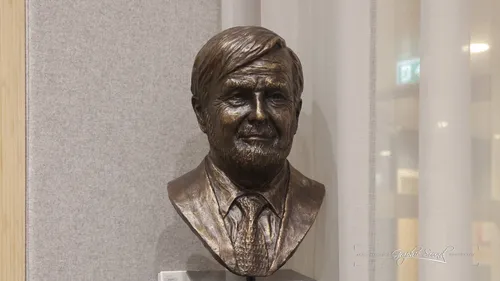 2025-12-16 onthulling koningsbeeld 15