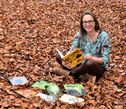 Esther .. c Frank Ubachs