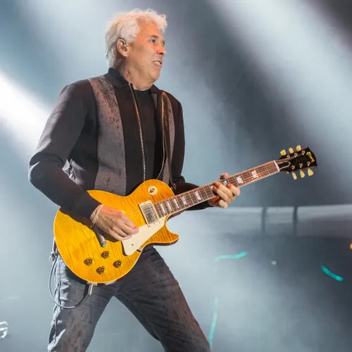 2015 golden earring george kooymans by 2eight dsc1419