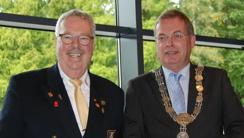 gerard oomen en burgemeester