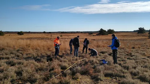booronderzoek op de elspeter heide foto eva kaptijn