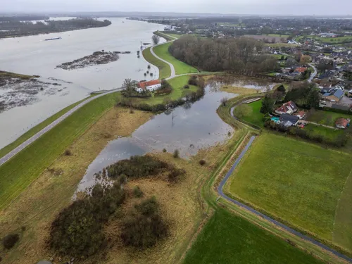 hoogwater 2024 kwel bij doornenburg