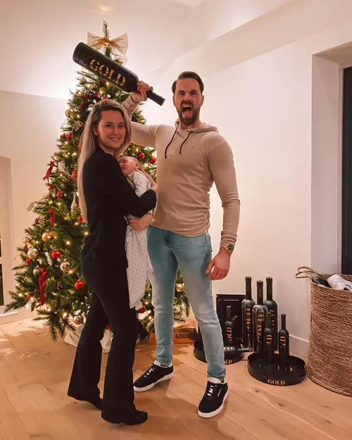 134999697 148573896822730 6086176833758415849 n