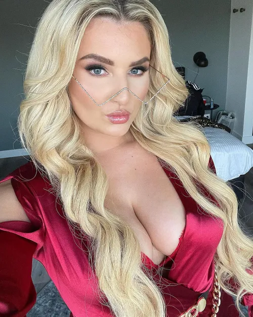 officialfabiolavolkers 177692193 366071161416943 4287647010107214806 n