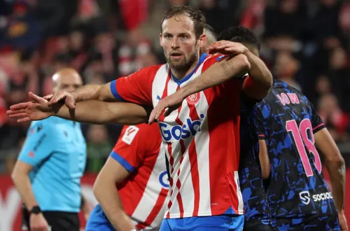 gfuszofxsaa8z6a scaled