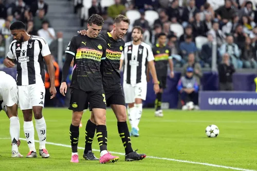 gxsujh7wcaa7pqd scaled