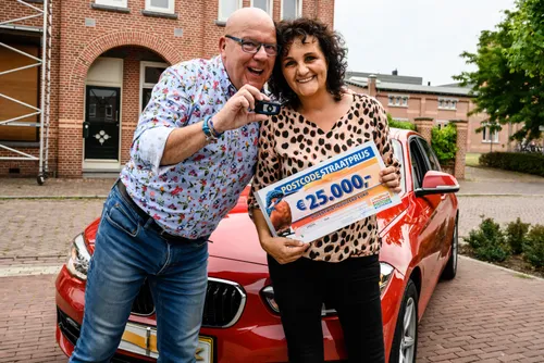 2 anja uit venlo wint postcodestraatprijs