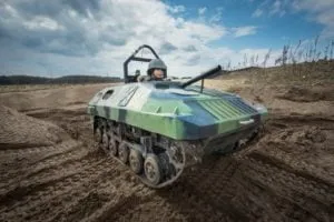 airborne luchtlandingen mini tank 1 300x200