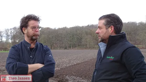 04122020 boeren helpen bij herstel historische akkers op landgoed biljoen 3