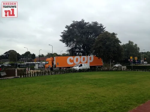 2015 10 06 afsluiting deel wilhelminaweg dieren 005