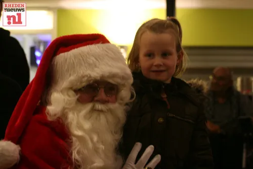 20151212 kerstmarkt bij woonzorgcentrum oosterwolde 081
