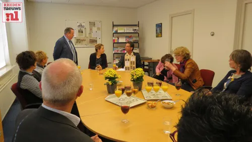 2016 04 12 ondertekening afspraken rheden vivare 004