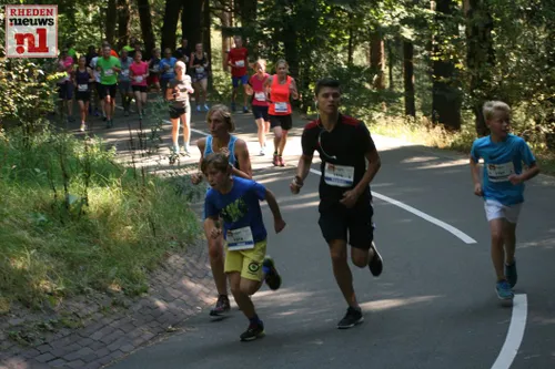 2016 09 25 posbankloop 2016 de muur van aalbers 031