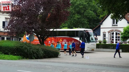 2017 07 29 nederlandse voetbaldames wandeling rheden 035