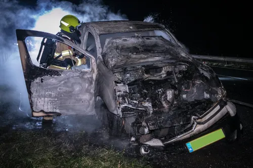 2020 10 23 bestelauto brandt volledig uit op a348 roland heitink persbureau heitink 4