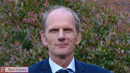 2022 05 24 ondertekening coalitieakkoord twee nieuwe wethouders in gemeente rheden paul hofman en ronald ter hoeven 25