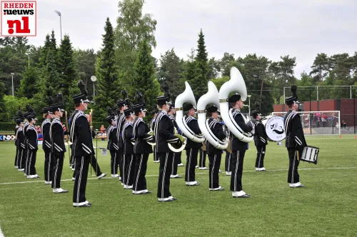 4 van limburg stirum band
