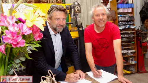 bestuur biz vereniging centrum rheden tekent voor verlenging 31 08 2023 2