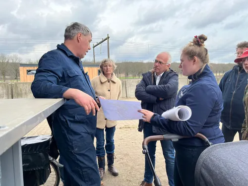 bezoek minister piet adema aan de elzenhof velp hermen vreugdenhil 1