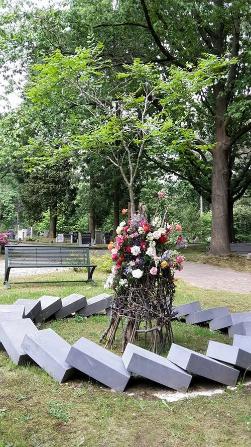 bloemstuk herinneringsplek