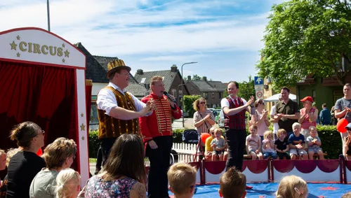 circus lorelly tijdens bonte schaap festival