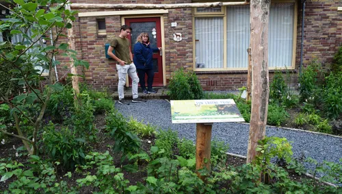 jelle van haren en bewoonster grhendrikstraat