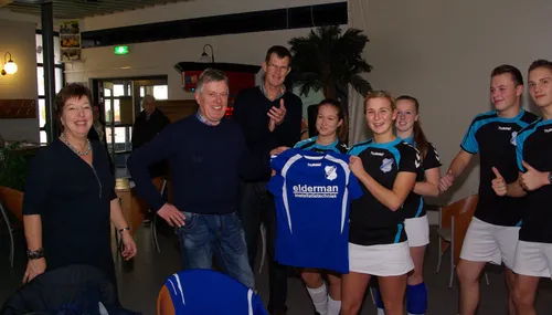 nieuwe shirts voor rheko a1