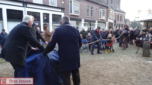 onthulling monument de buurtschap van dieren 2019 11